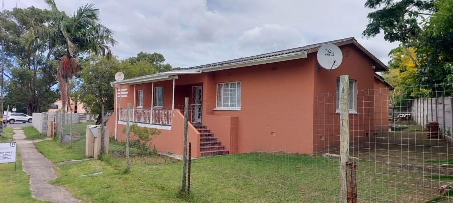 4 Bedroom Property for Sale in Cambridge Eastern Cape